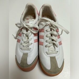 Adidas Size 7 White and Pink Sneakers